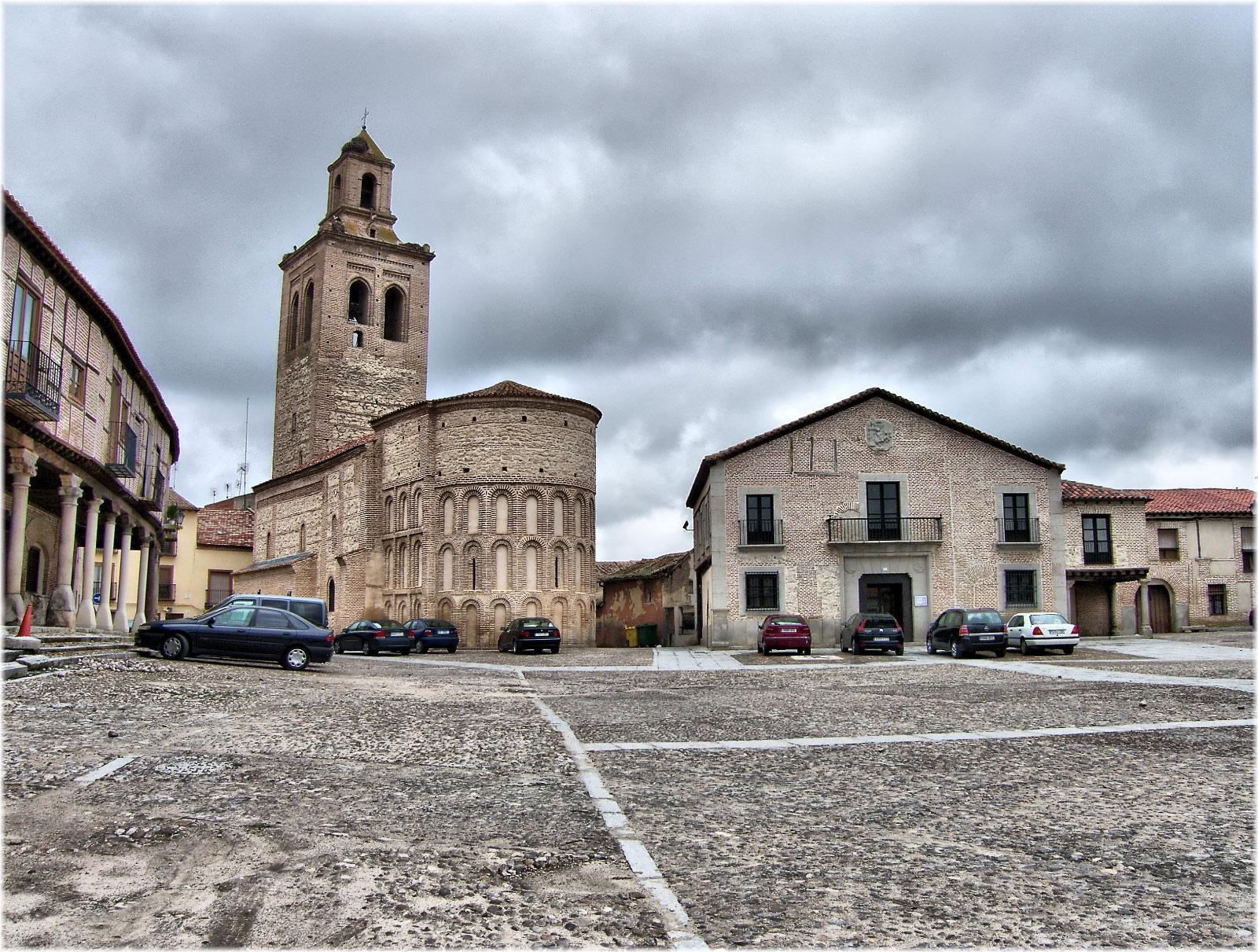 Arevalo (Photo license: CC BY 2.0)